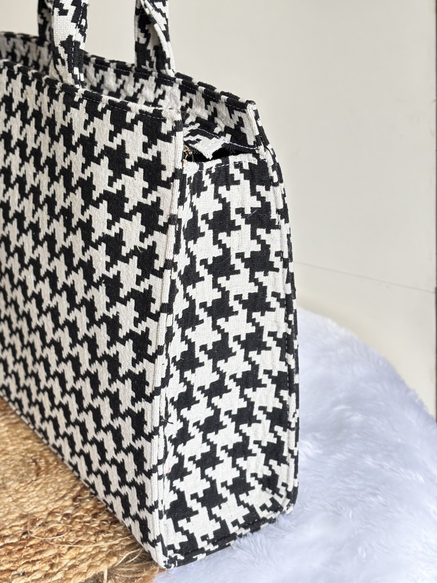 Stylish looking Large Tote Bag