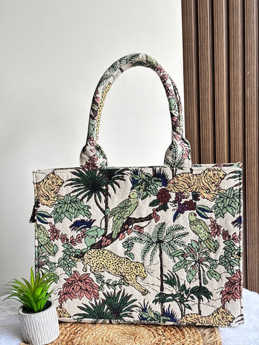 Stylish looking Large Tote Bag